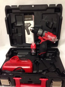 AVVITATORE MILWAUKEE M12 CDD-202C ferramenta_carpaneto_m12cdd-202c